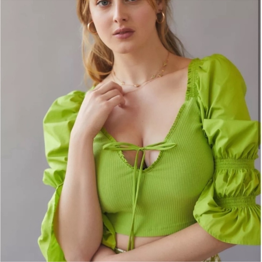 urban outfitters cropped green long sleeve be top